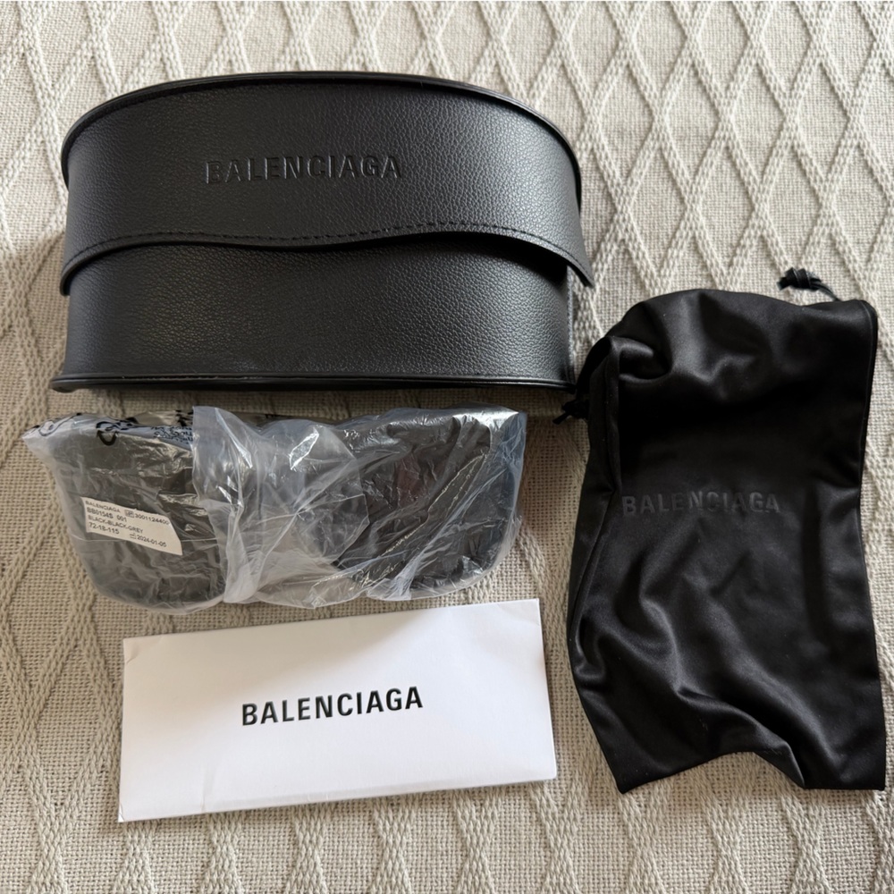 Balenciaga BB0154S Extreme Butterfly Sunglasses Black - Picture 4 of 10